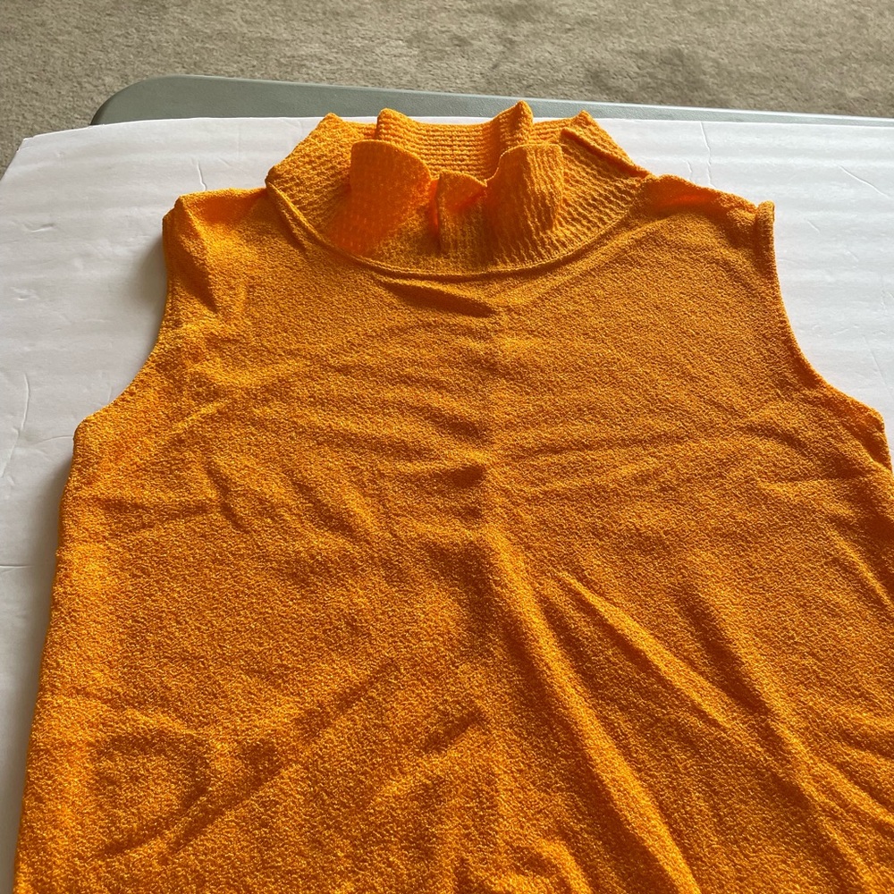 Exmoor vintage crepe sleeveless turtleneck, orange